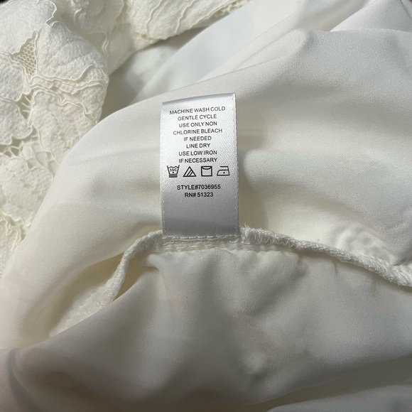 CeCe white dress, size medium. - Picture 4 of 6